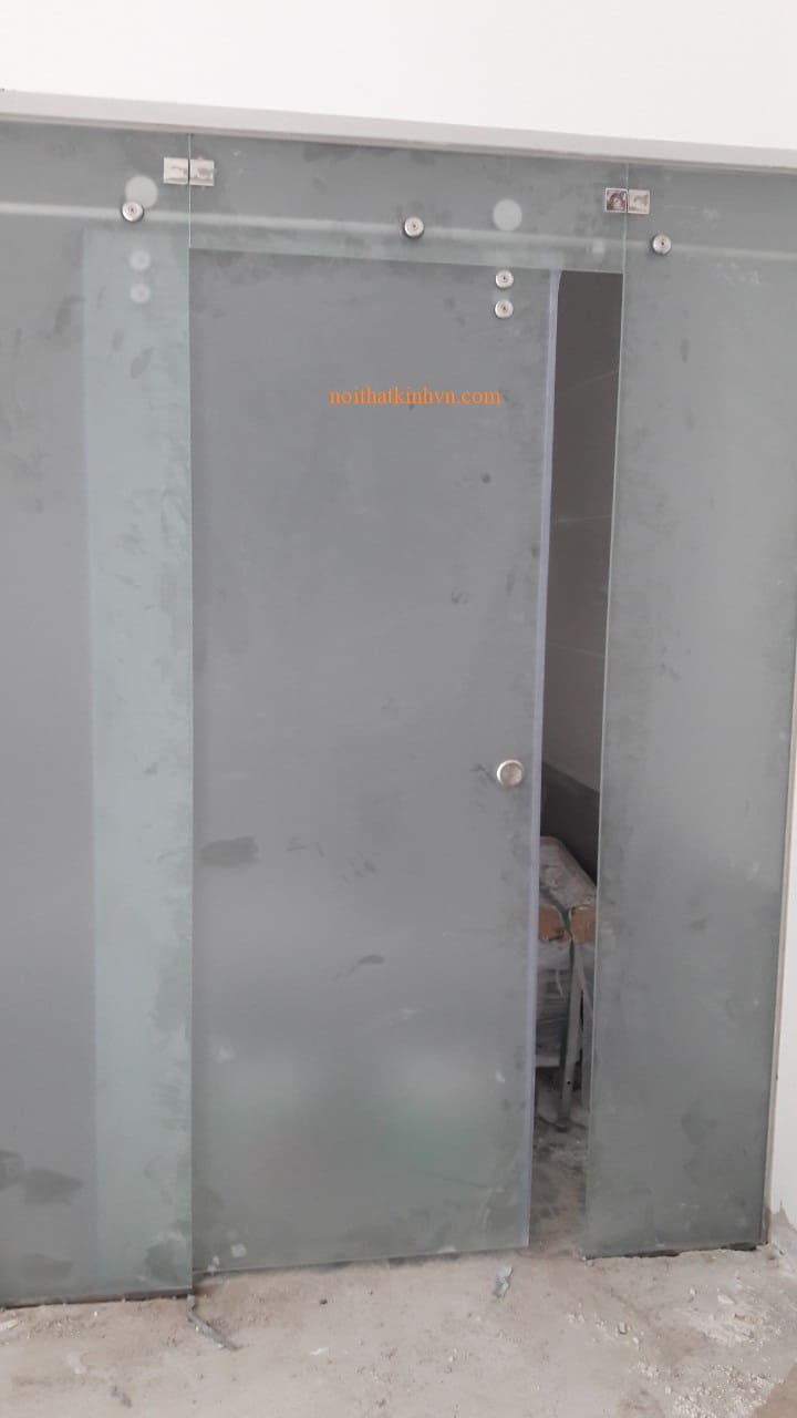 Cửa kính cường lực - cửa lùa đơn phi 25