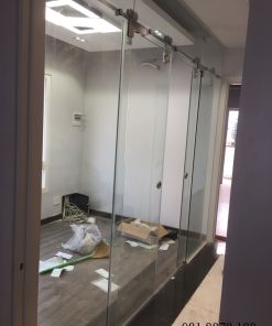 Cửa kính cường lực - cửa lùa đôi phi 25