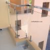 Lan can kính chân eo số 8