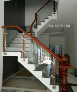 Cầu thang kính trụ lòng máng