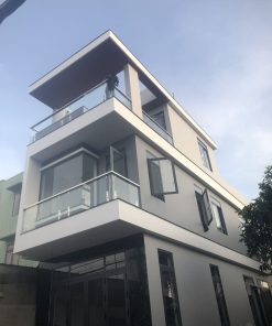 Lan can kính trụ hộp