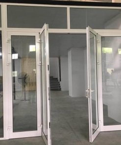 Cửa xingfa màu trắng 4 cánh