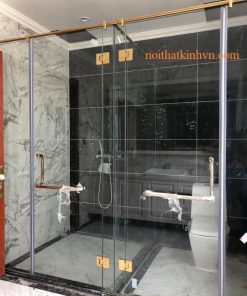 Phòng tắm kính mạ vàng